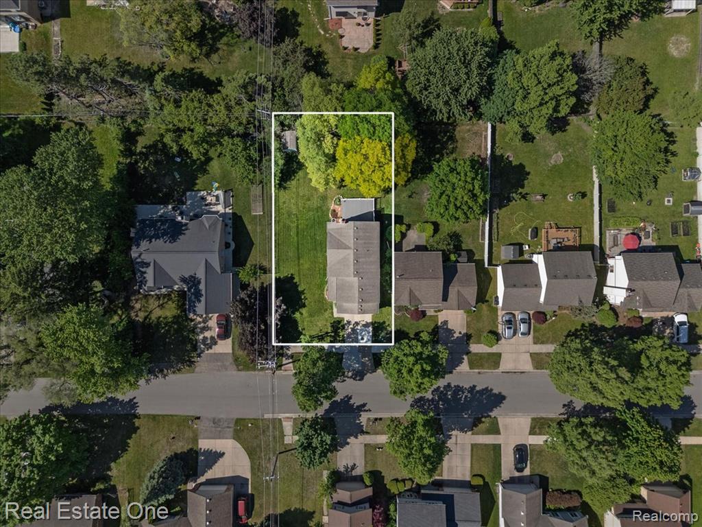 113 Algansee Drive, Troy, MI 48083 — Photo 31