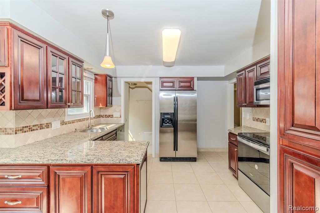 4355 Elmwood Avenue, Royal Oak, MI 48073 — Photo 7