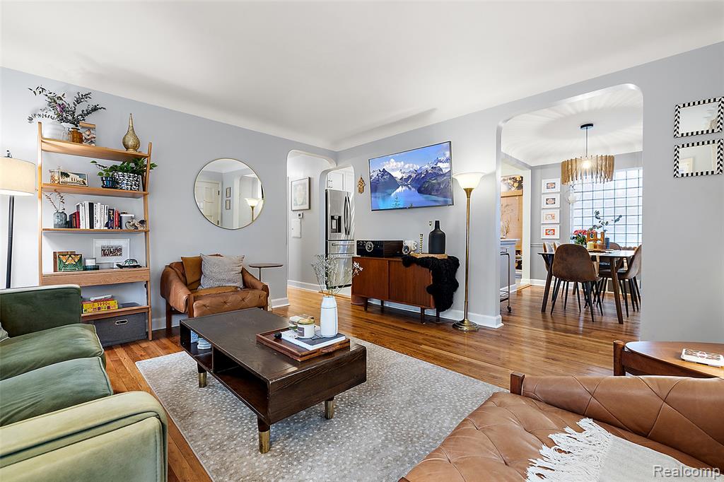 10024 Kingston Avenue, Huntington Woods, MI — Photo 5