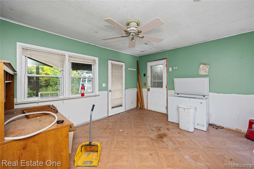 9585 N Eston Road, Clarkston, MI 48348 — Photo 16