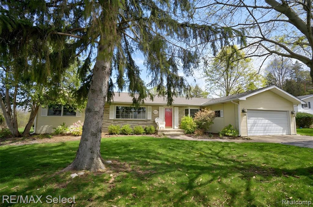 6324 Calkins Road, Flint, MI 48532 — front exterior