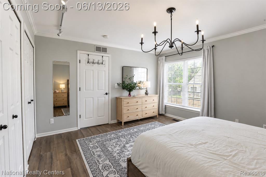 4033 Berkshire Drive, Sterling Heights, MI 48314 — Photo 8
