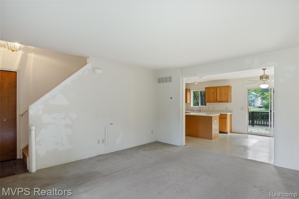 4636 Jerome Road, Clarkston, MI — Photo 2