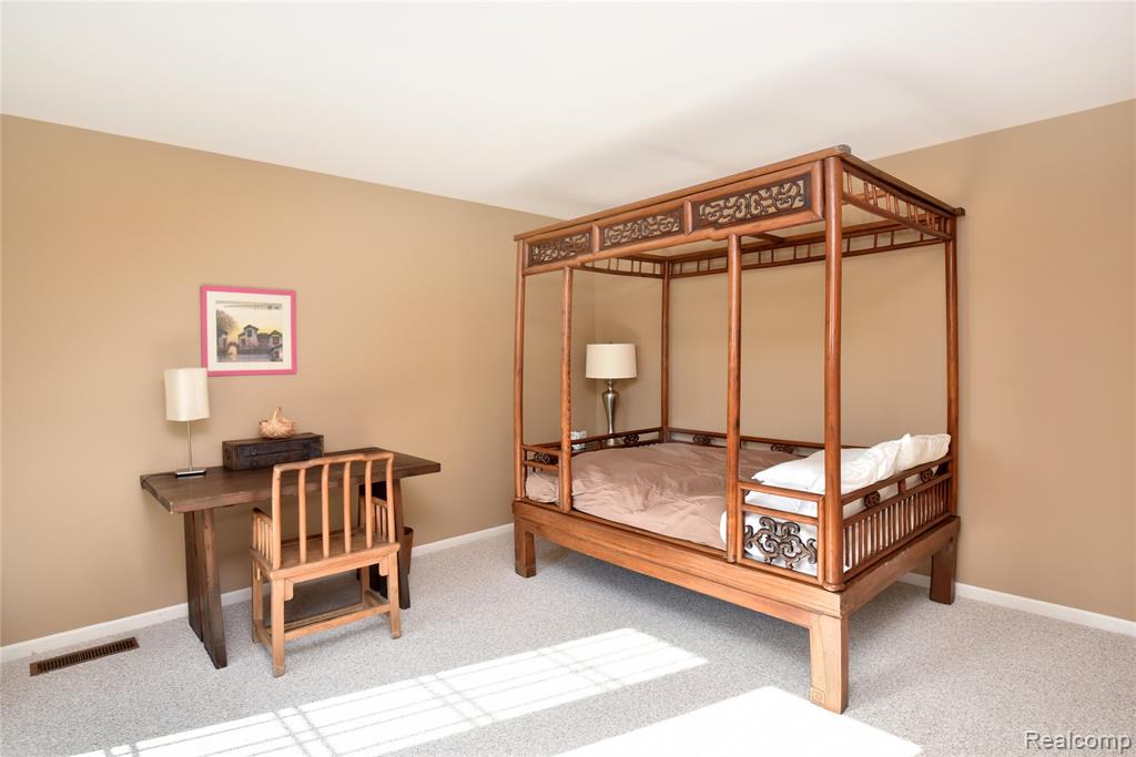 457 Cambridge Way, Bloomfield Hills, MI 48304 — Photo 34