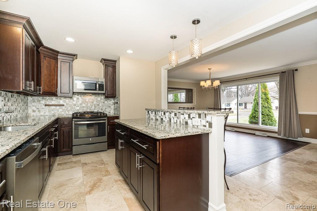 50709 Mile End Drive, Shelby Twp, MI 48317 — Photo 12