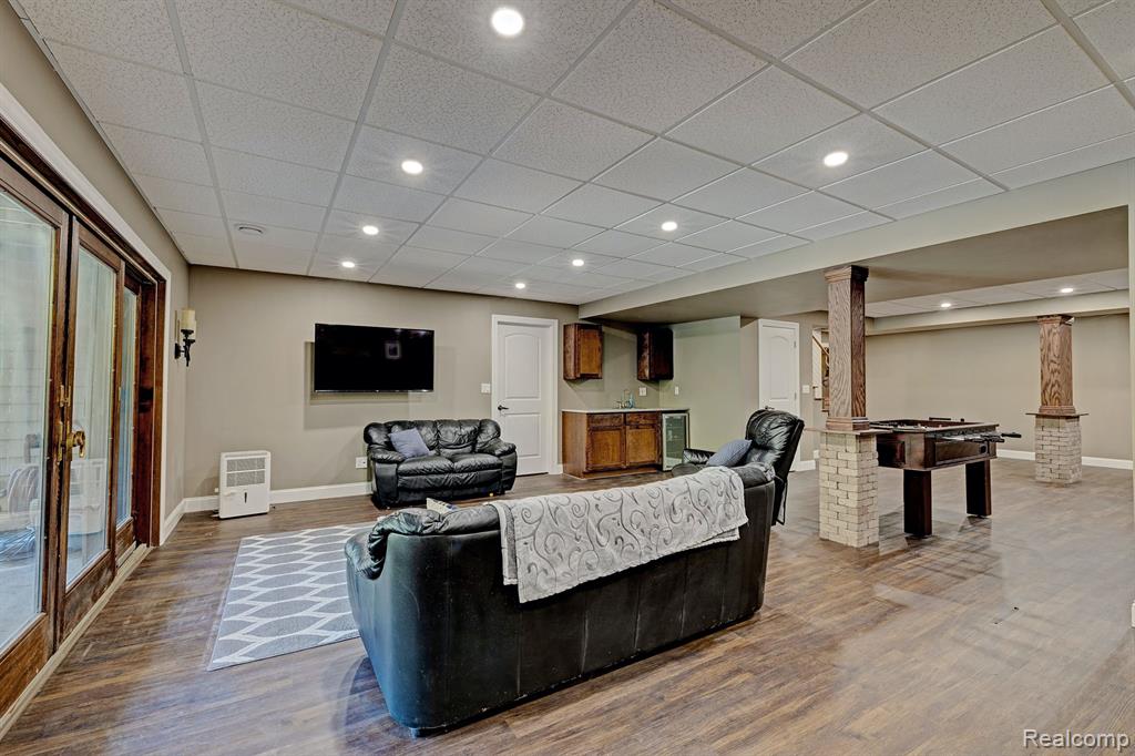 900 ROLLING PINES Drive, Ortonville, MI 48462 — Photo 57