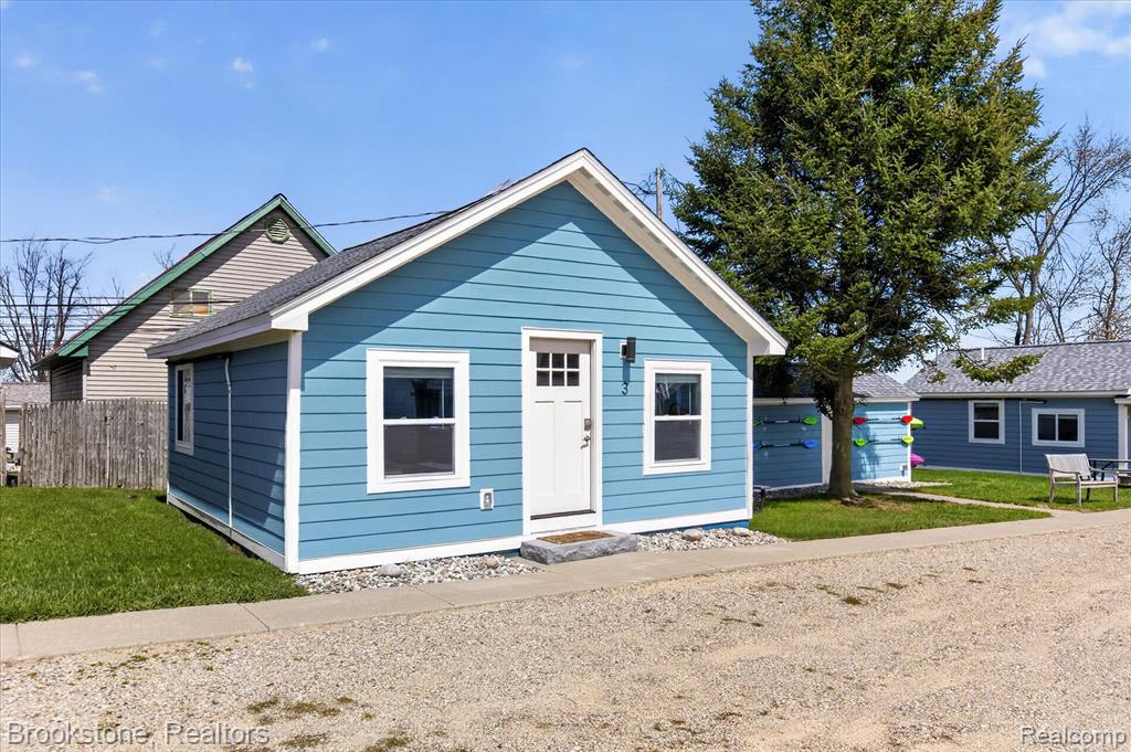 6330 W Houghton Lake Drive, Houghton Lake, MI 48629 — Photo 3