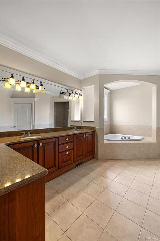 66701 NOTRE DAME Boulevard, Washington, MI 48095 — Photo 43
