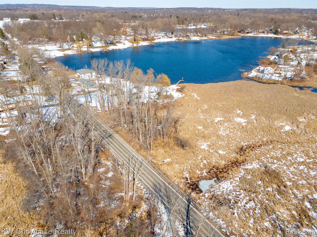Vacant Carroll Lake Road, Commerce Twp, MI 48390 — front exterior