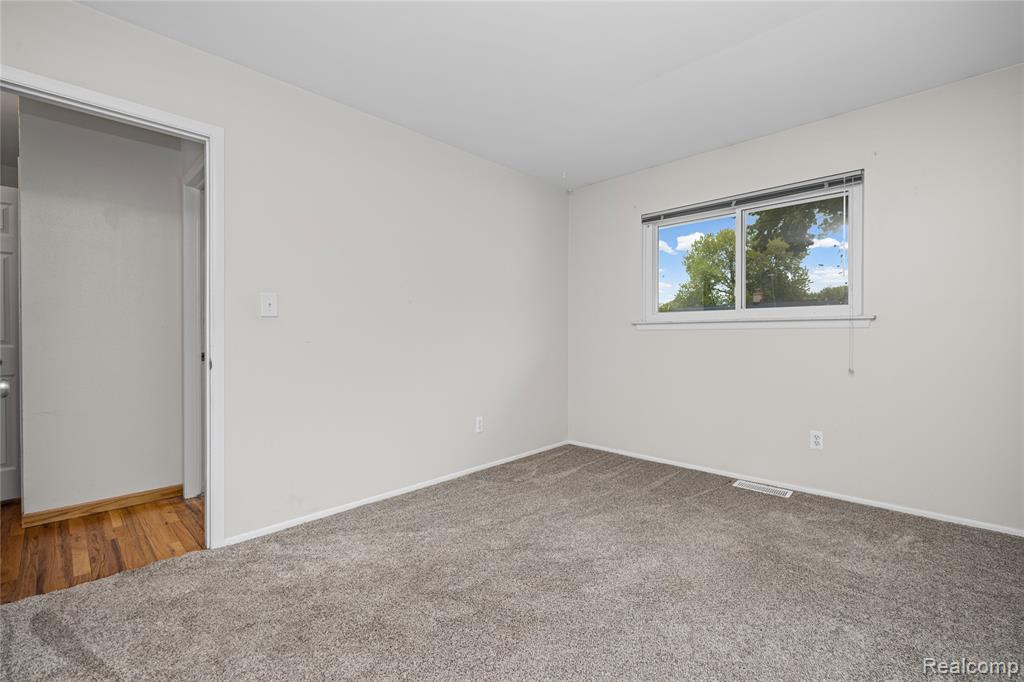 39619 Peters Drive, Canton, MI 48187 — Photo 27