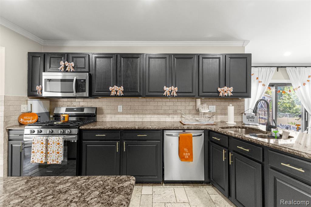43530 Westminister Way, Canton, MI 48187 — Photo 19