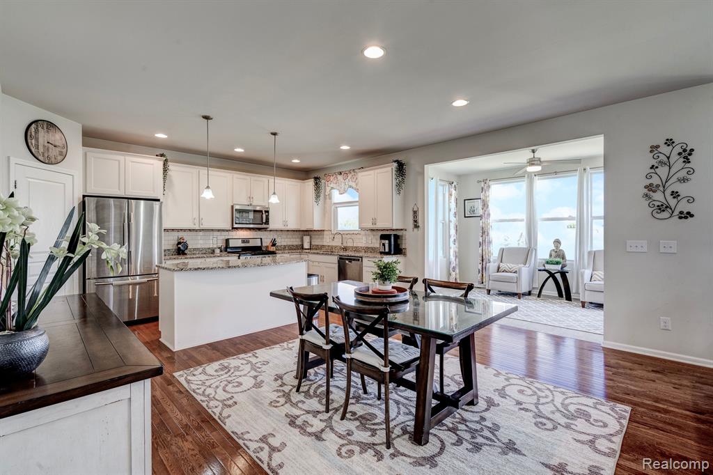 29816 AUTUMN GOLD Drive, New Hudson, MI 48165 — Photo 12