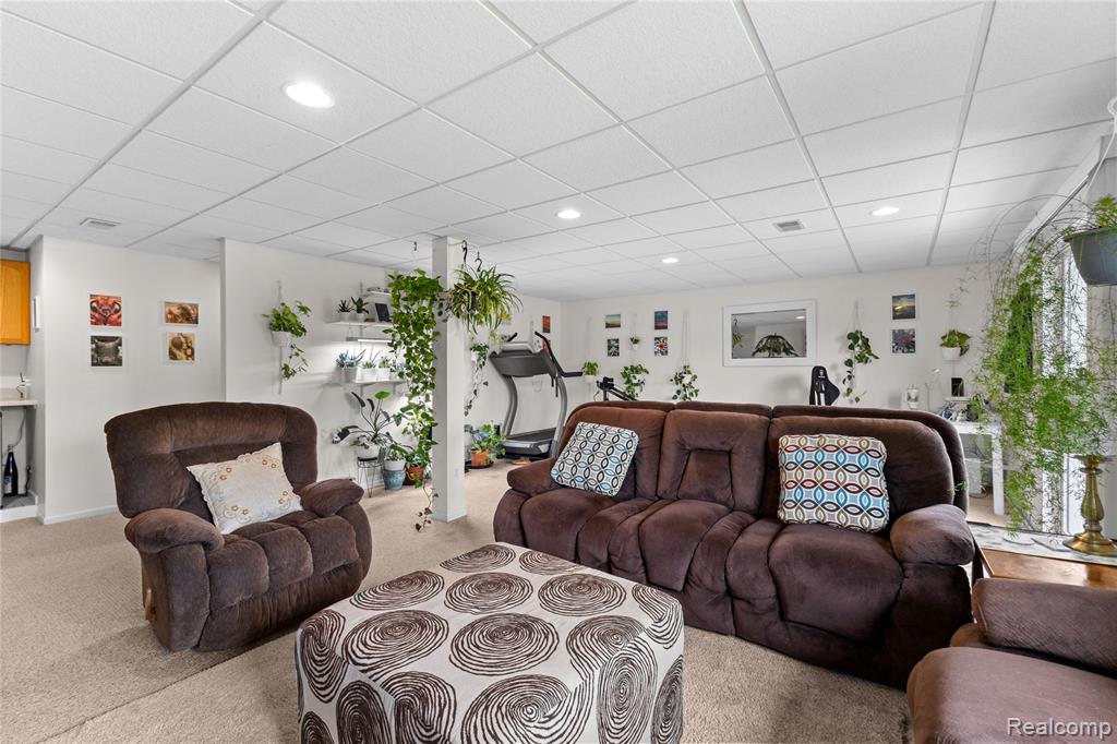 11000 Hayes Street, Grand Blanc, MI 48439 — Photo 28