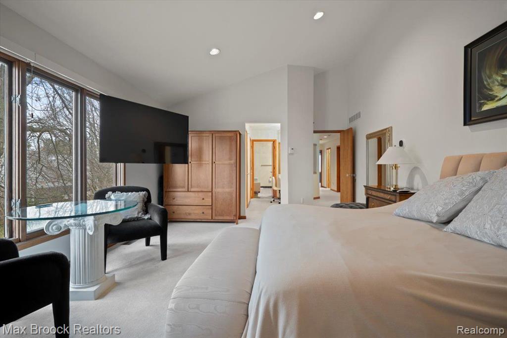 6362 CHARLES Drive, West Bloomfield, MI — Photo 35