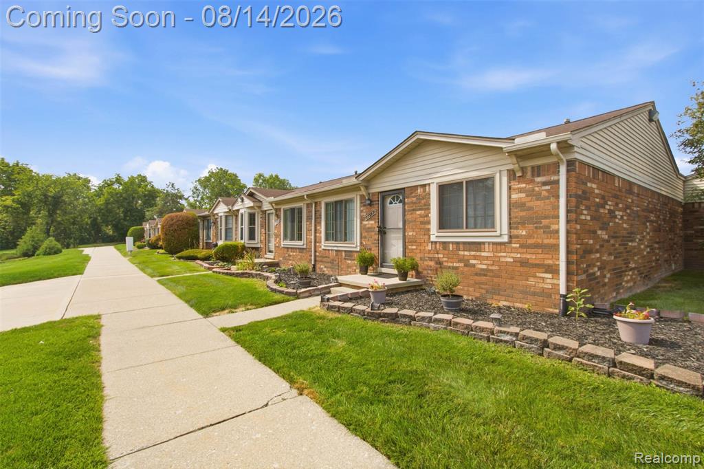 11389 Faircrest Drive, Washington, MI