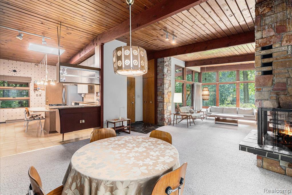 3192 Paint Creek Drive, Oakland, MI — Photo 9