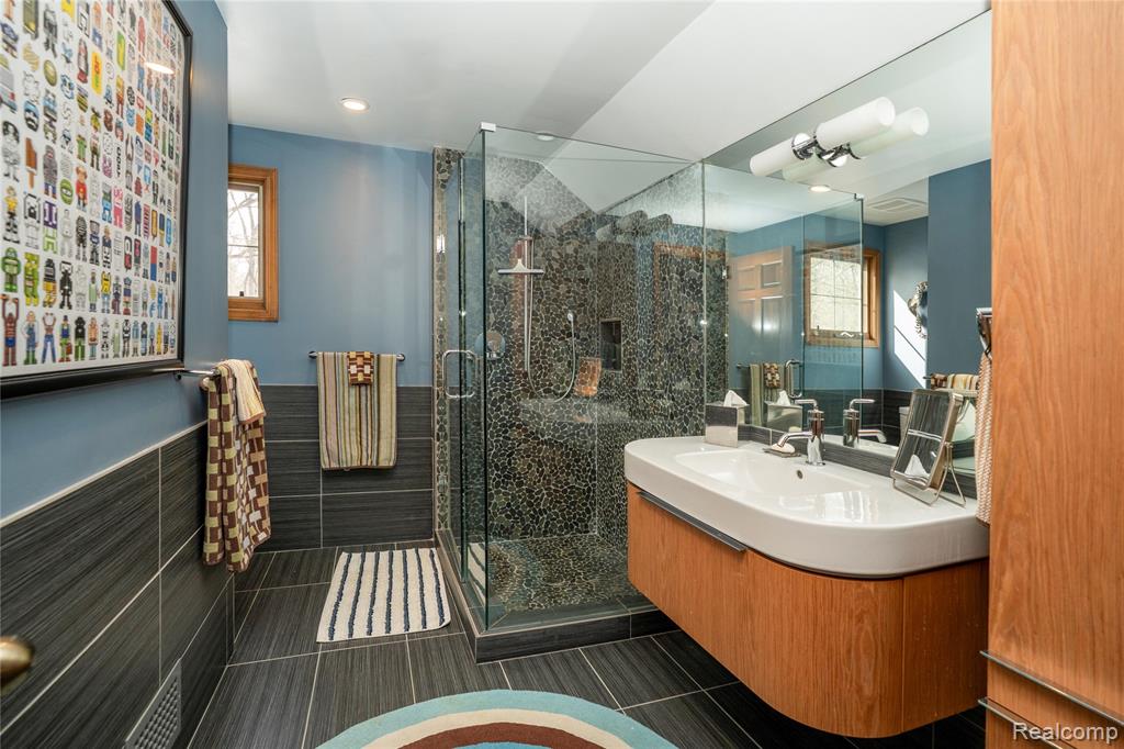 32870 Bingham Lane, Bingham Farms, MI 48025 — Photo 49