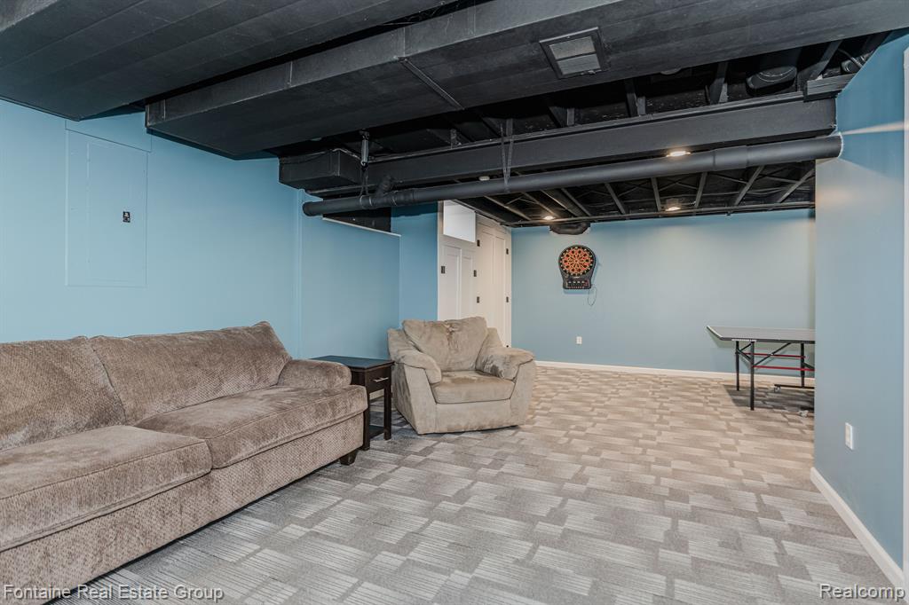 8742 WILLIAMSPORT Drive, White Lake, MI — Photo 28