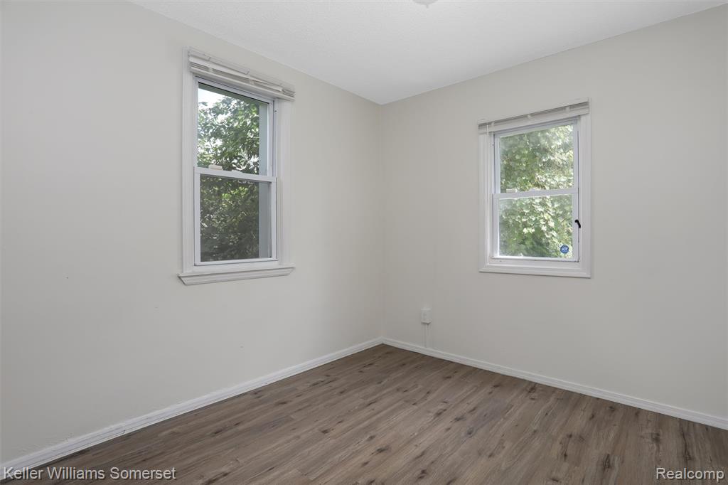 664 Emerson Avenue, Pontiac, MI 48340 — Photo 15