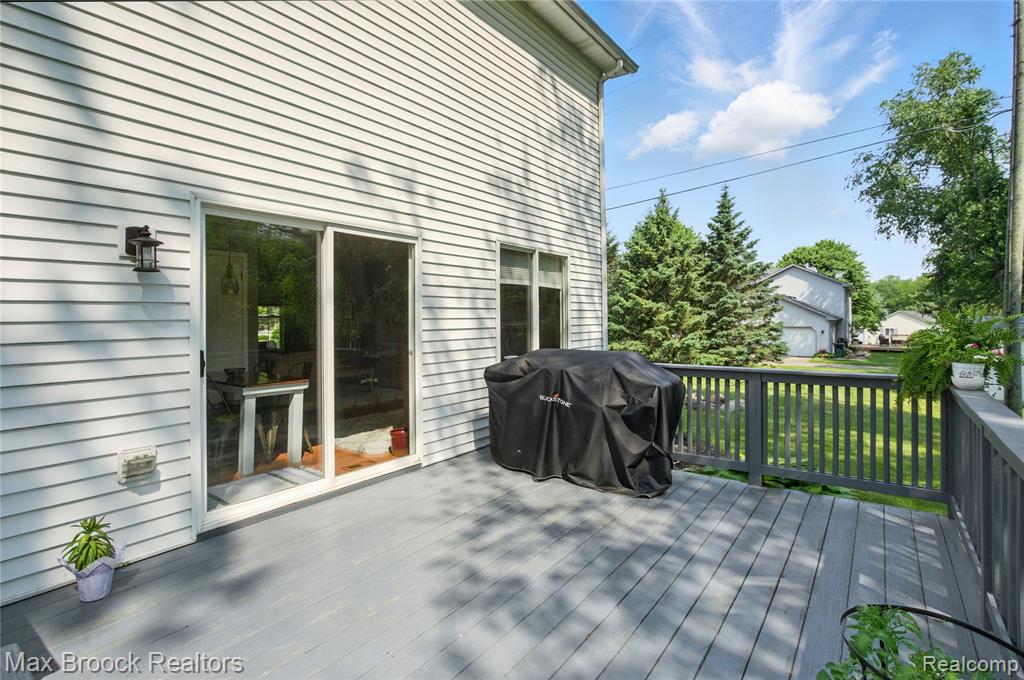 7950 Sandmar Lane, Davisburg, MI 48350 — Photo 32