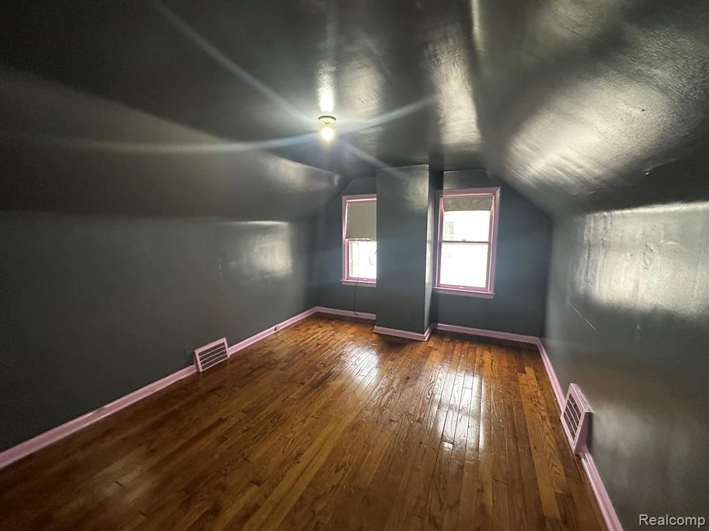 7785 Mettetal Street, Detroit, MI 48228 — Photo 11