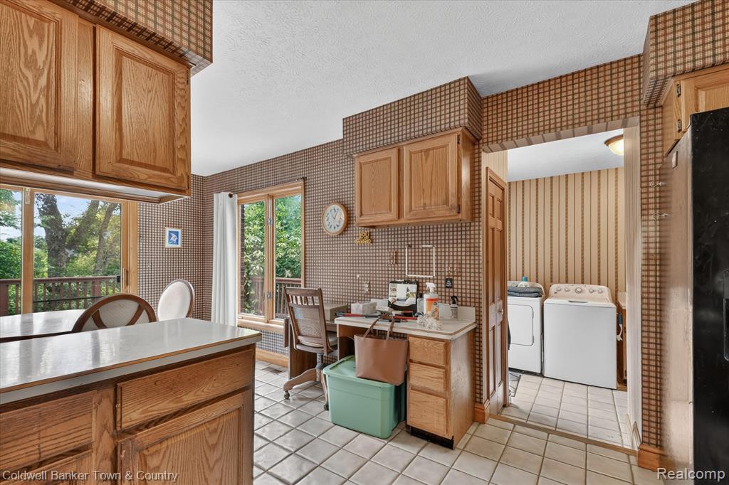6656 Snowshoe Lane, Brighton, MI 48116 — Photo 16