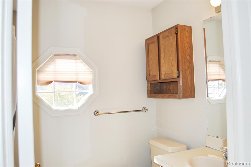 719 Upper Scotsborough Way, Bloomfield Hills, MI 48304 — Photo 21