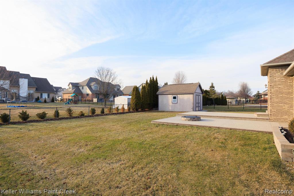 54669 Shady Creek Drive, New Baltimore, MI 48047 — Photo 32