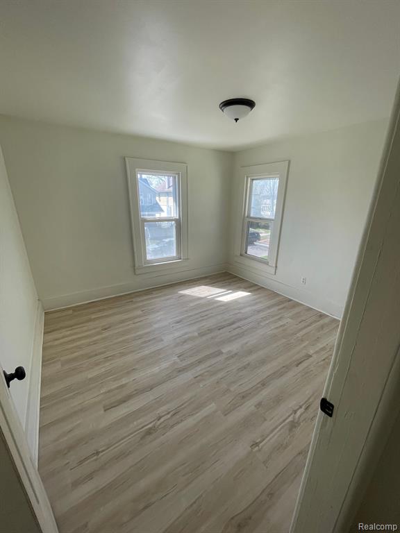 227 MASSACHUSETTS Street, Highland Park, MI 48203 — Photo 6