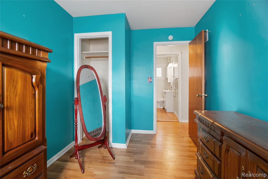 830 Westwood Drive, Fenton, MI 48430 — Photo 14