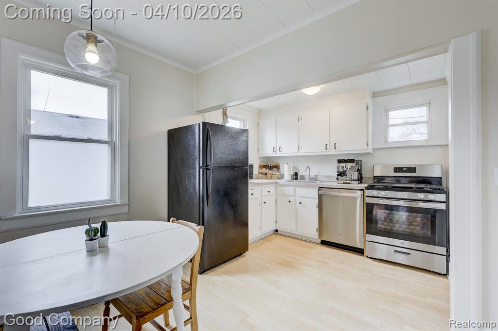 448 Wordsworth Street, Ferndale, MI 48220 — Photo 11