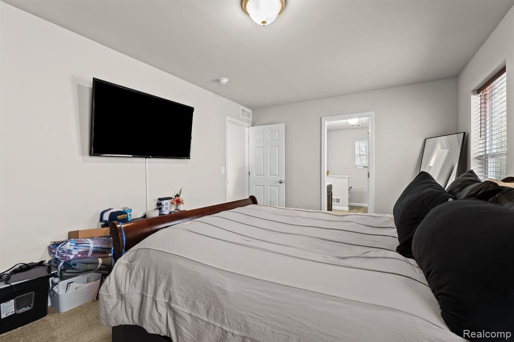 42884 FREDERICK, Van Buren, MI 48111 — Photo 14