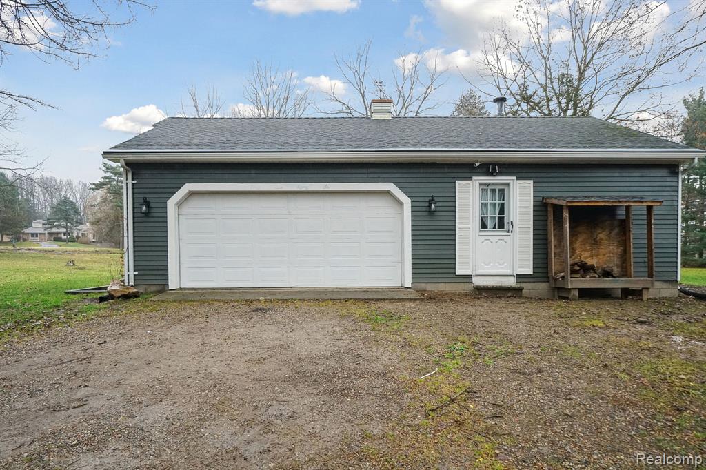 4186 BRANDON Drive, Howell, MI 48843 — Photo 31