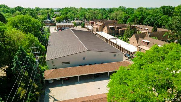 516 NEFF Lane Lane, Grosse Pointe, MI 48230 — Photo 17