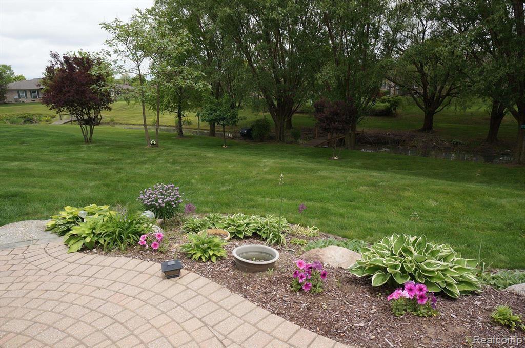 49954 Willowood Drive, Macomb, MI 48044 — Photo 47