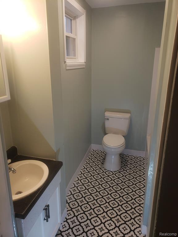 28 FERRIN, Mount Clemens, MI 48043 — Photo 8