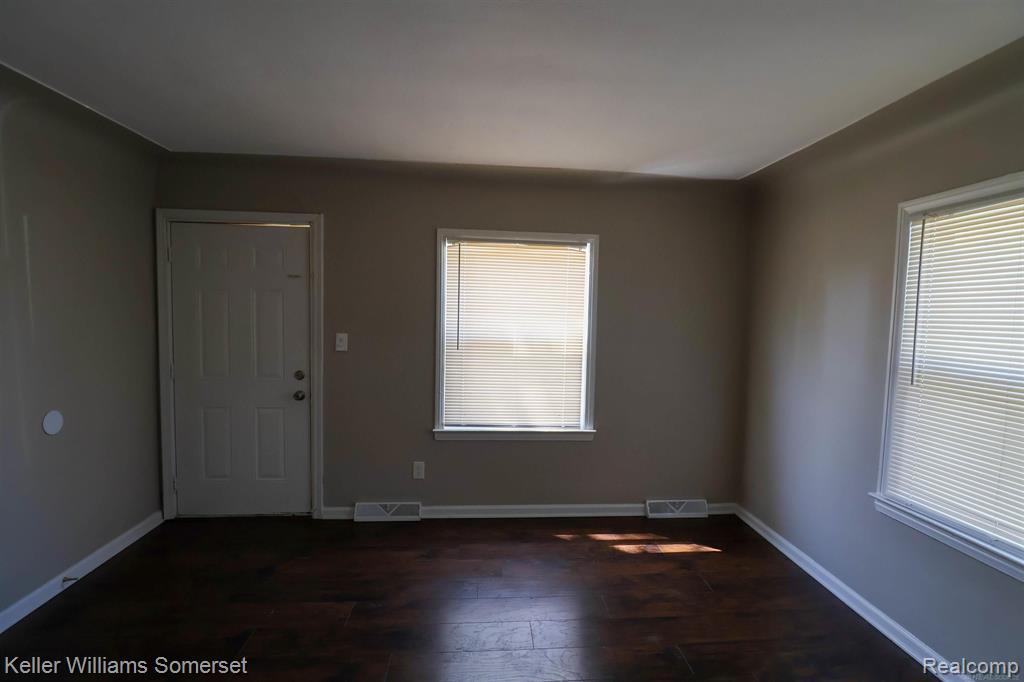 8685 FORD Avenue, Warren, MI 48089 — Photo 3