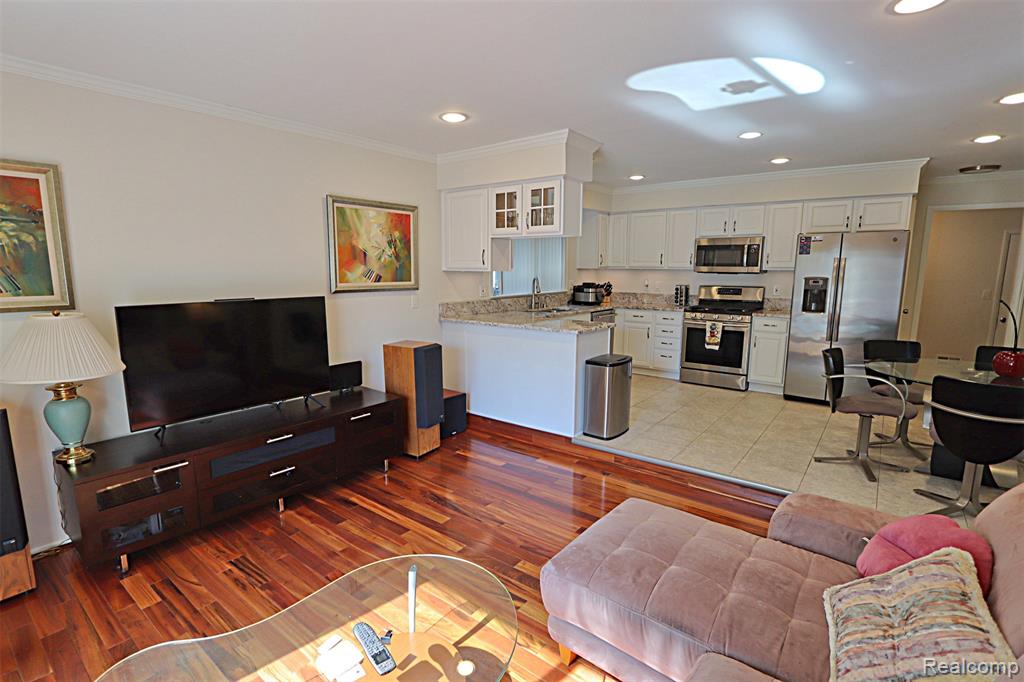 6198 Raintree Drive, Canton, MI 48187 — Photo 8