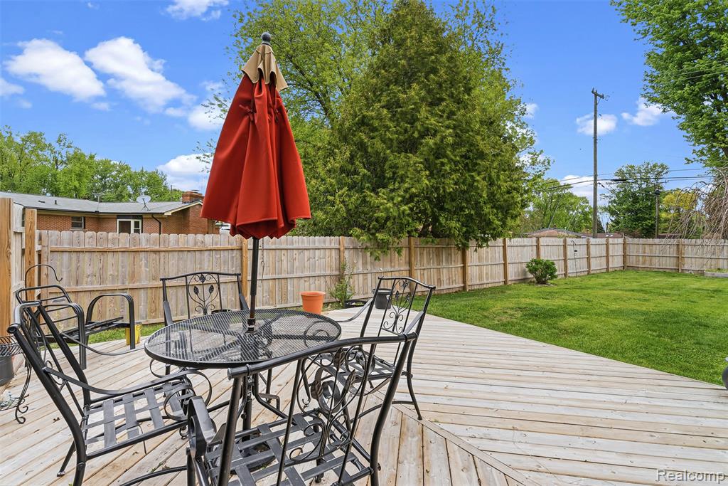 4821 Shelbyshire Drive, Utica, MI 48316 — Photo 13