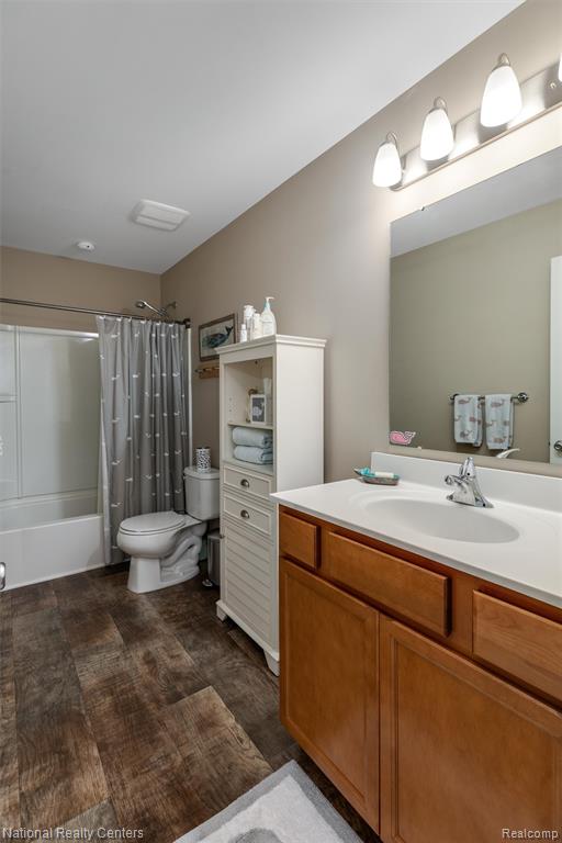 13456 Stamford Road, Belleville, MI 48111 — Photo 22