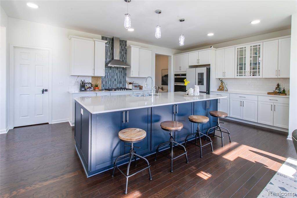 58295 International Drive, South Lyon, MI 48178 — Photo 12