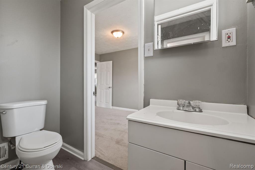 865 DESOTO Avenue, Ypsilanti, MI 48198 — Photo 18