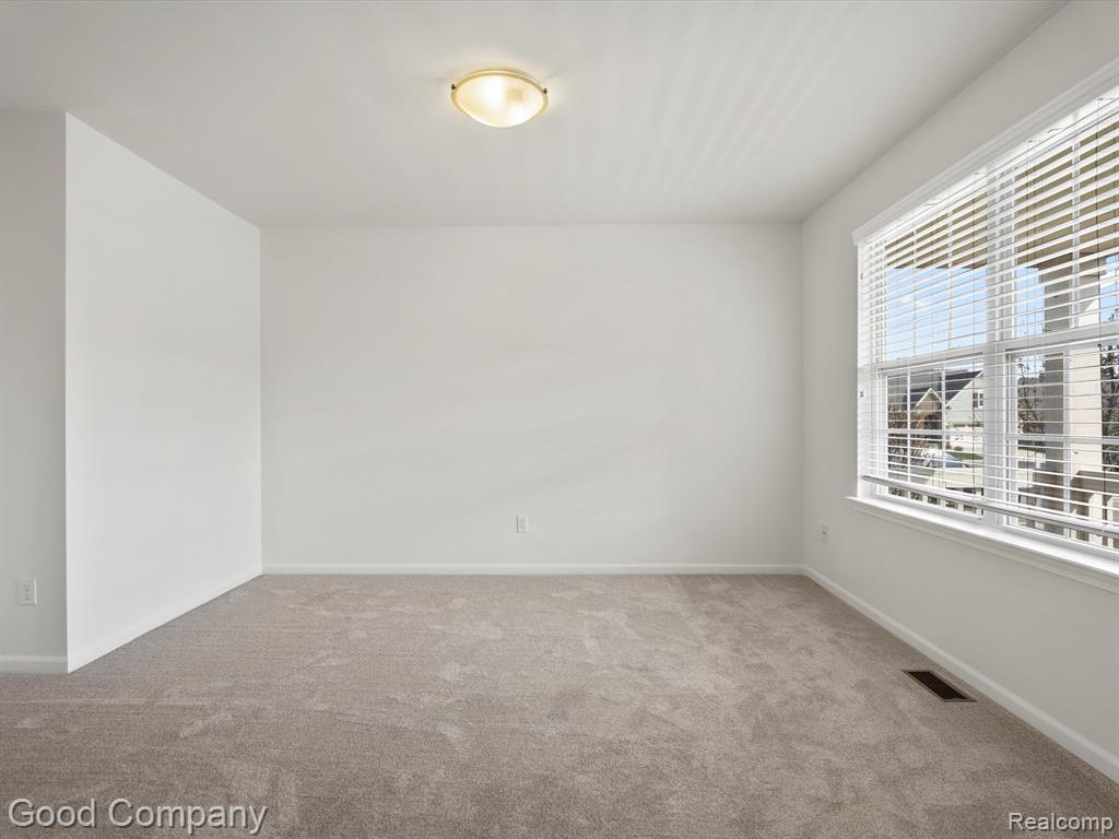 1051 PADDOCK Lane, South Lyon, MI 48178 — Photo 23