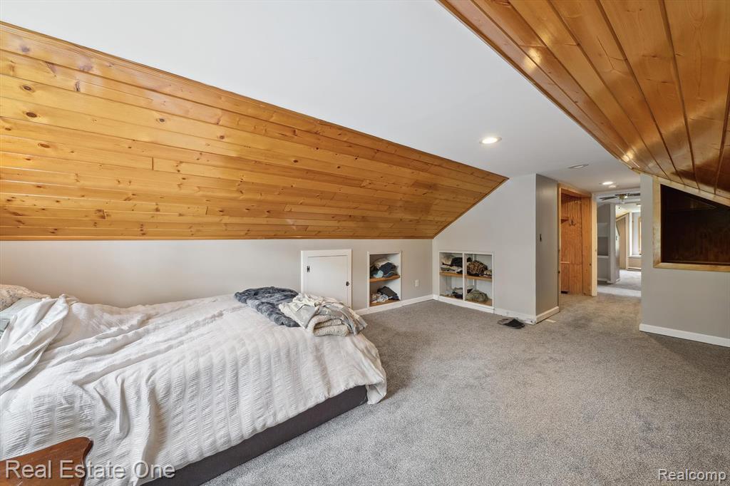 8921 Lake Road, Grosse Ile, MI 48138 — Photo 21