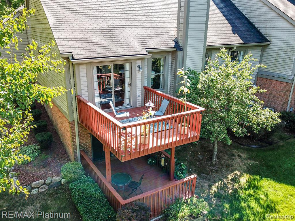 816 Maplewood Court, Brighton, MI 48116 — Photo 6