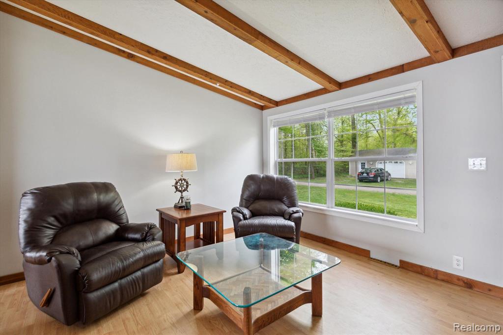 1515 LAKESIDE Drive, Harbor Beach, MI 48441 — Photo 8