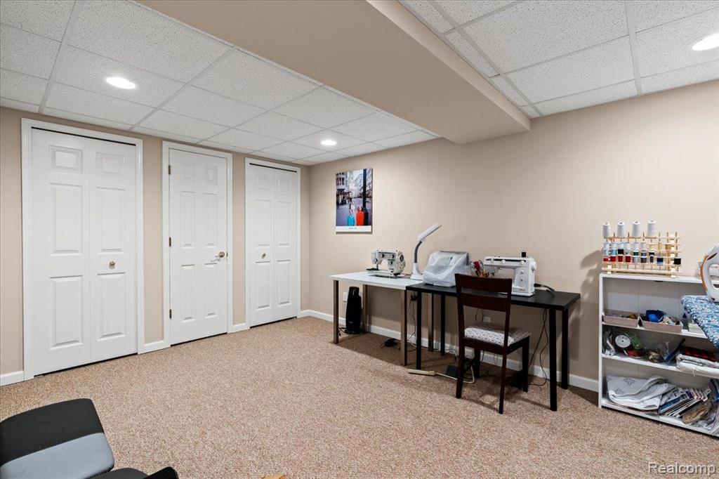 16401 LINCOLN Drive, Northville, MI 48168 — Photo 45