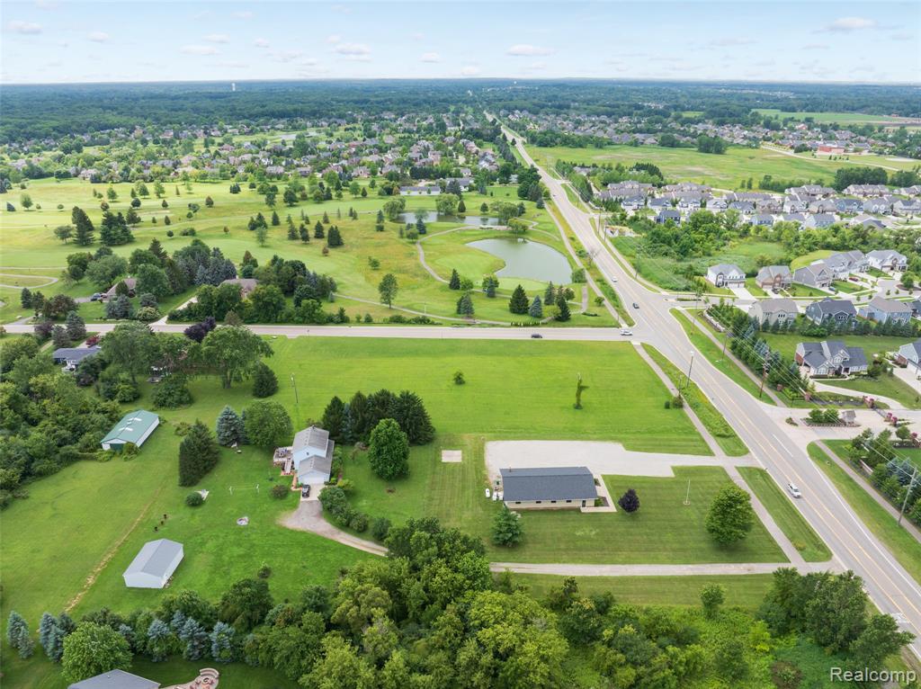 52909 10 Mile Road, South Lyon, MI 48178 — Photo 3