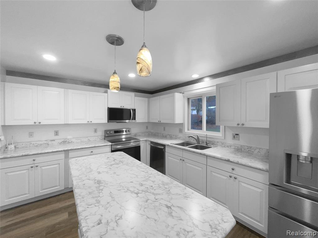 4960 Paula Avenue, Clarkston, MI — Photo 10