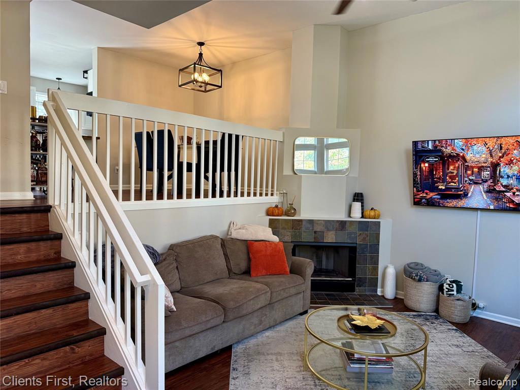 162 S Georgetown Square, Royal Oak, MI 48067 — Photo 11